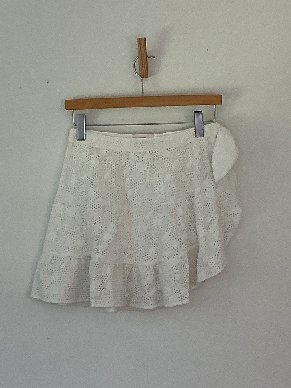 SOLID & STRIPED White Eyelet Ruffle Skirt